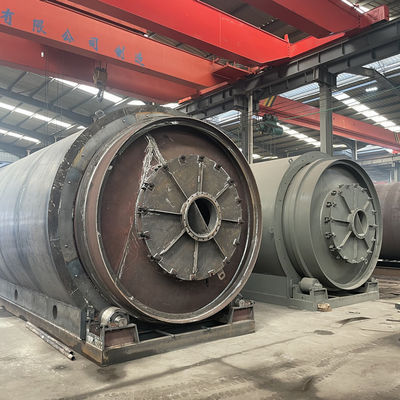 15.5kw Тип Маломасштабные отходы шины Пластиковая каучуковая пиролизная установка для производства топлива