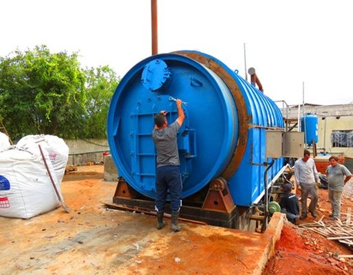 Завод по пиролизу отработанных шин мощностью 12 тонн для устойчивого использования ресурсов