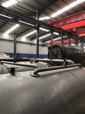 38 тонн мощности Пиролиз отходов шины до нефти производственная линия для 300 кв. м местоположения